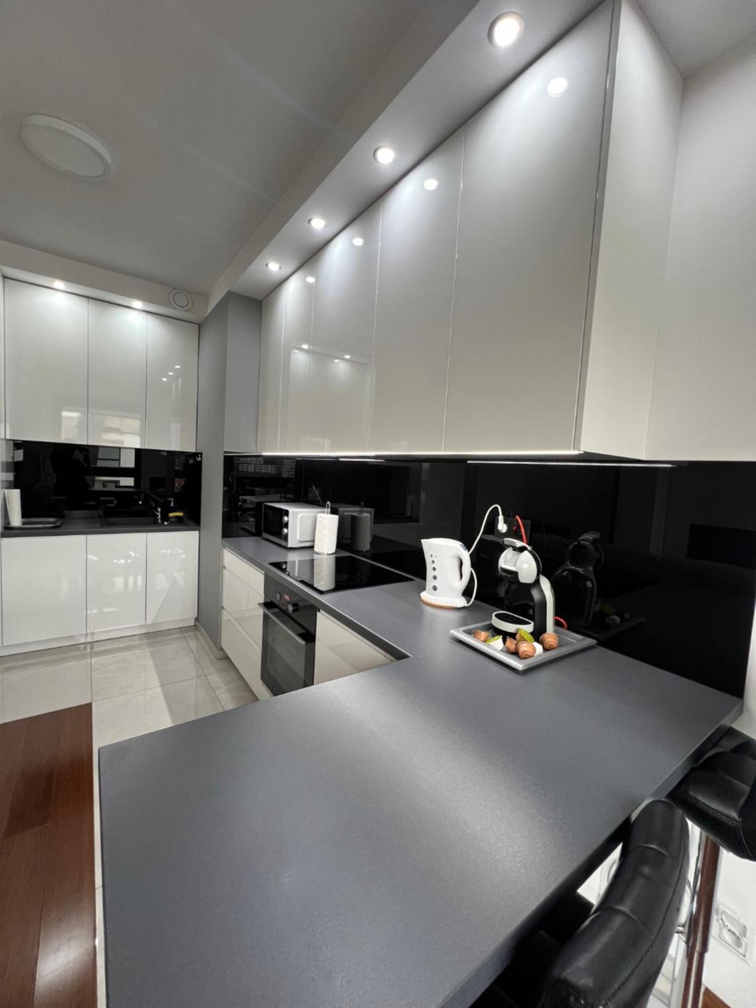 Apartament H&P Silver Варшава Экстерьер фото