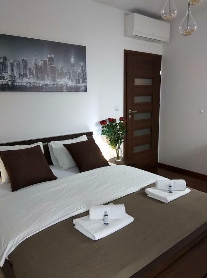 Apartament H&P Silver Варшава Экстерьер фото